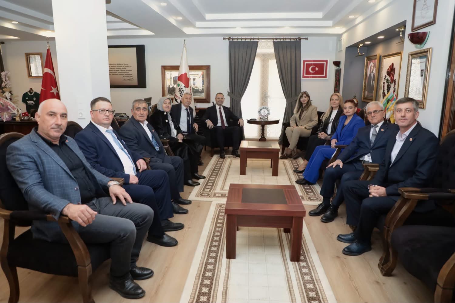 Ülkemizin Dört Bir Yanında Hizmet Veren Tüm Muhtarlarımızın 19 Ekim Muhtarlar Günü’nü Kutluyorum