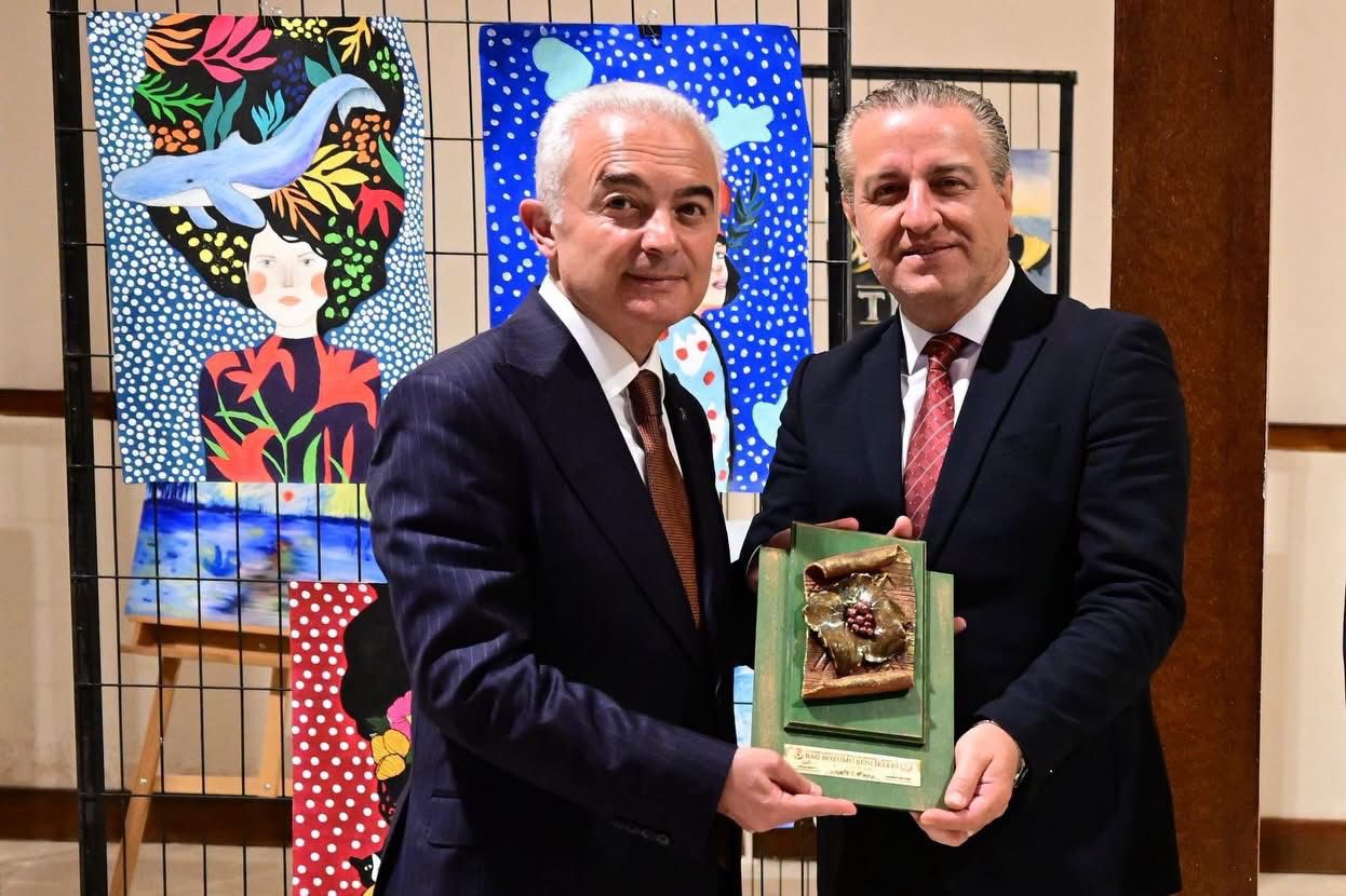 17’nci Yayla Bolluk, Bereket, Hasat ve Bağ Bozumu Şenliklerimiz Kapsamında Kırklareli Güzel Sanatlar Lisesi Tarafından Hazırlanan Resim Sergisinin Açılışını Gerçekleştirdik — fotoğraf 1