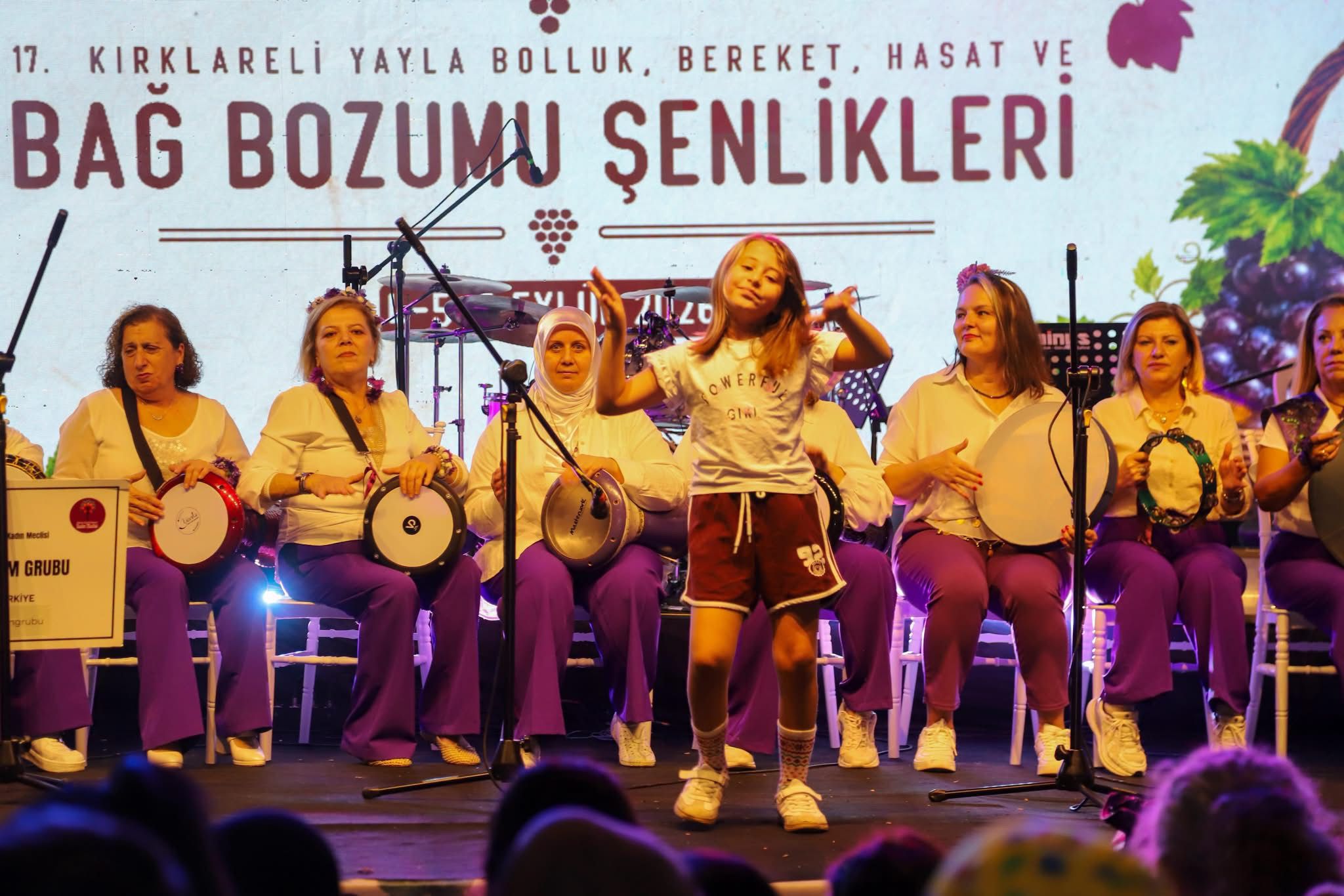 Şenliğimizde Edirne Kent Konseyi Kadın Meclisi Moriz Ritm Grubu’nu Kırklareli’mizde Ağırlamaktan Büyük Mutluluk Duyduk — fotoğraf 8