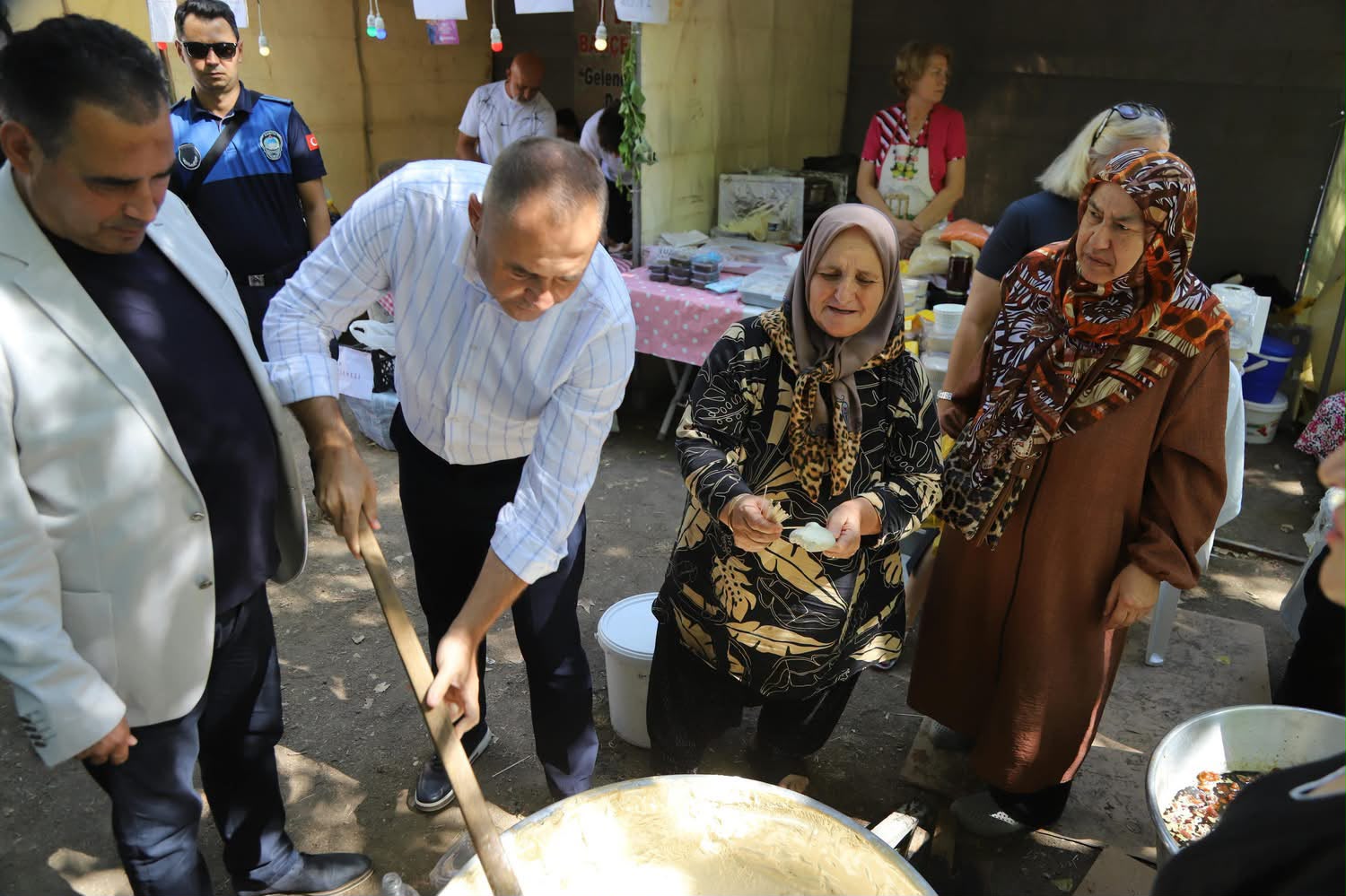 Şenliklerimizin İkinci Gününde Düzenlediğimiz Geleneksel Gıda Atölyelerinde Mutfak Kültürümüzü Hep Birlikte Hatırladık  — fotoğraf 3