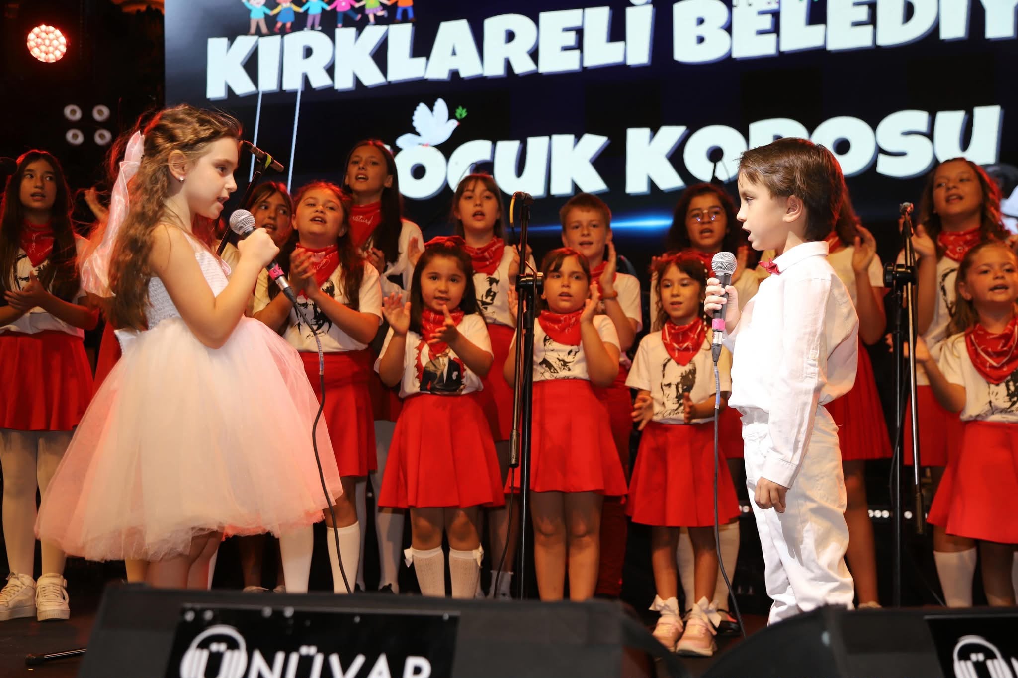 Kırklareli Belediyesi Çocuk Koromuz Şenliklerimize Ayrı Bir Güzellik Kattı  — fotoğraf 11
