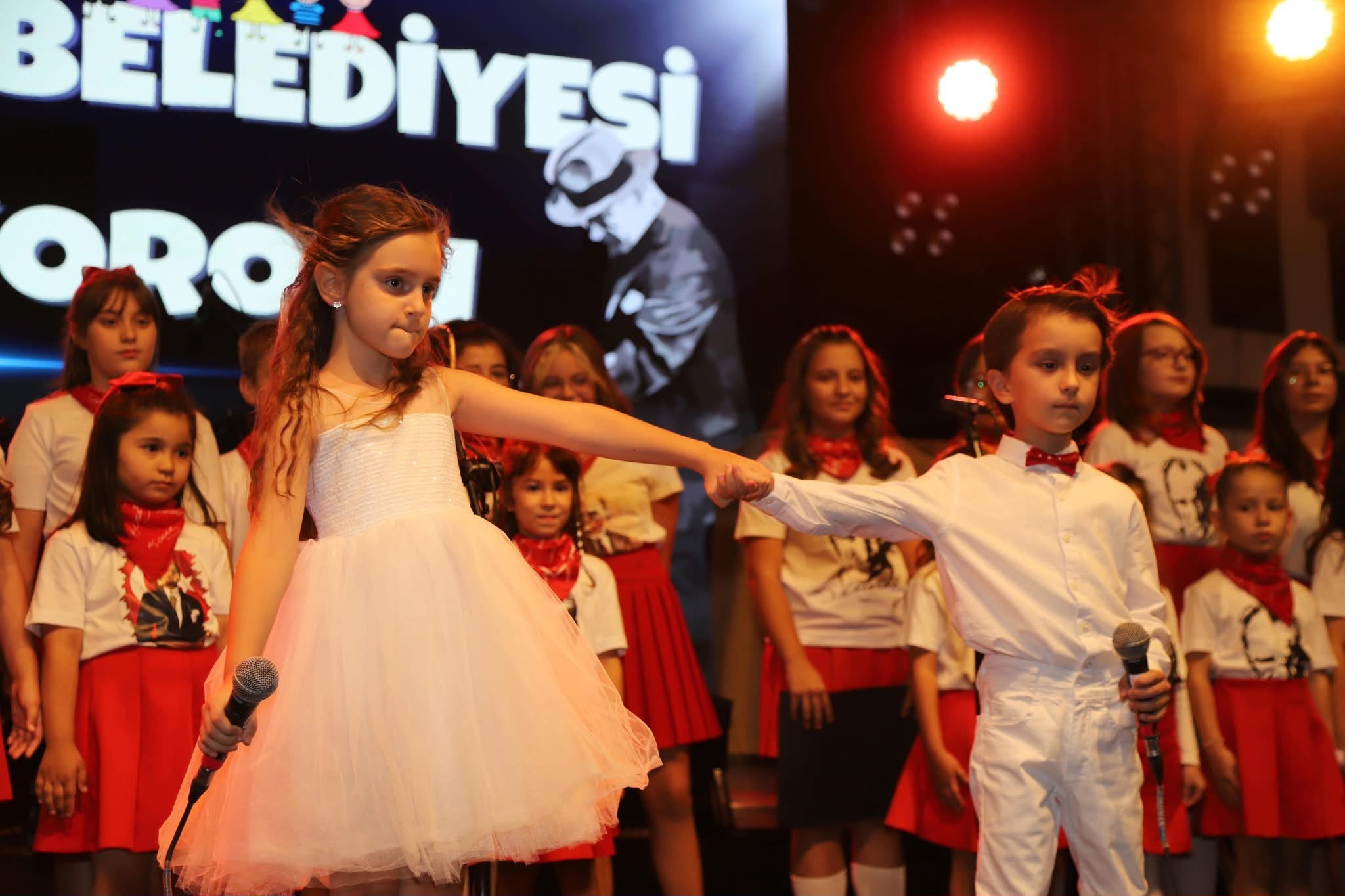 Kırklareli Belediyesi Çocuk Koromuz Şenliklerimize Ayrı Bir Güzellik Kattı  — fotoğraf 12