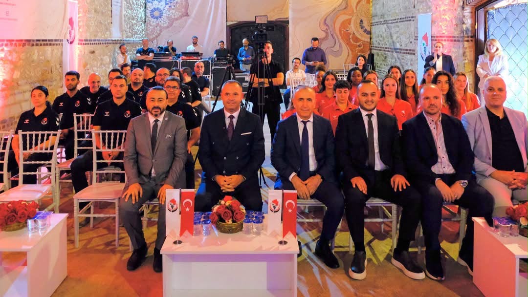 Kırklareli Belediyesi Vefa İlaç Kadın Basketbol Takımı'nın Yeni Sezon Lansmanı Yapıldı — fotoğraf 1