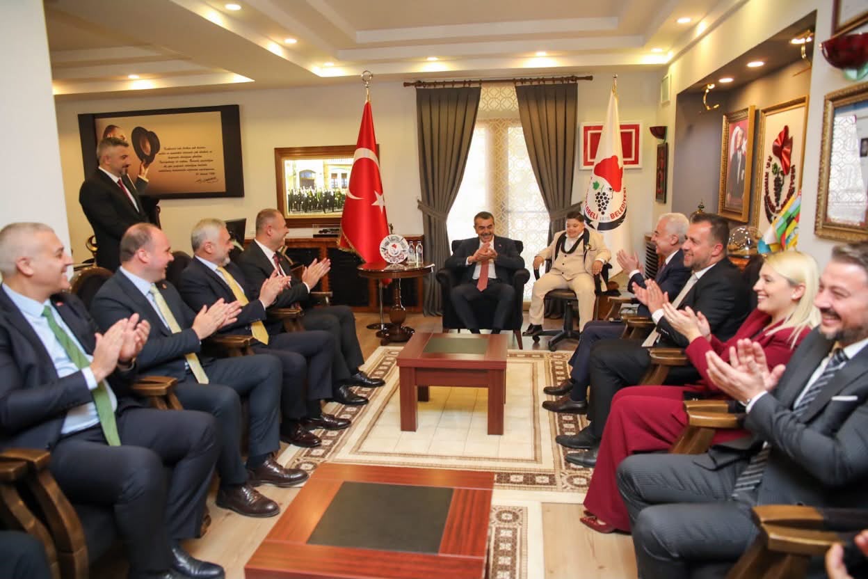 T.C. Milli Eğitim Bakanımız Sayın Yusuf Tekin’i Belediyemizde Ağırlamaktan Büyük Bir Onur ve Mutluluk Duyduk — fotoğraf 9