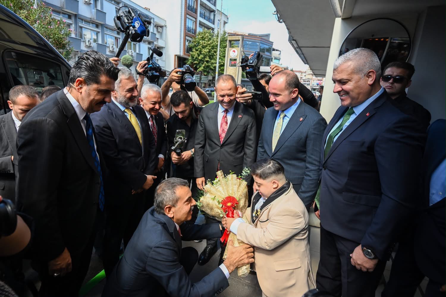 T.C. Milli Eğitim Bakanımız Sayın Yusuf Tekin’i Belediyemizde Ağırlamaktan Büyük Bir Onur ve Mutluluk Duyduk — fotoğraf 12