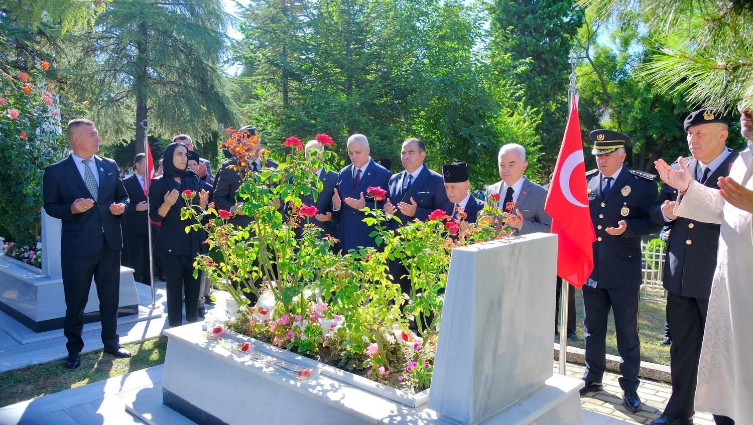 19 Eylül Gaziler Günü Vesilesiyle Kırklareli Şehitliğimizi ve Kırk Şehitler Anıtımızı Ziyaret Ettik — fotoğraf 7