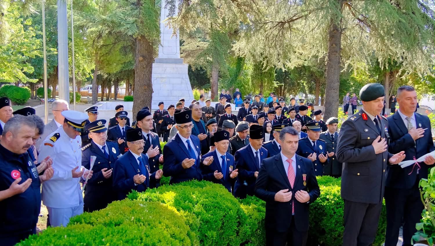19 Eylül Gaziler Günü Vesilesiyle Kırklareli Şehitliğimizi ve Kırk Şehitler Anıtımızı Ziyaret Ettik — fotoğraf 9