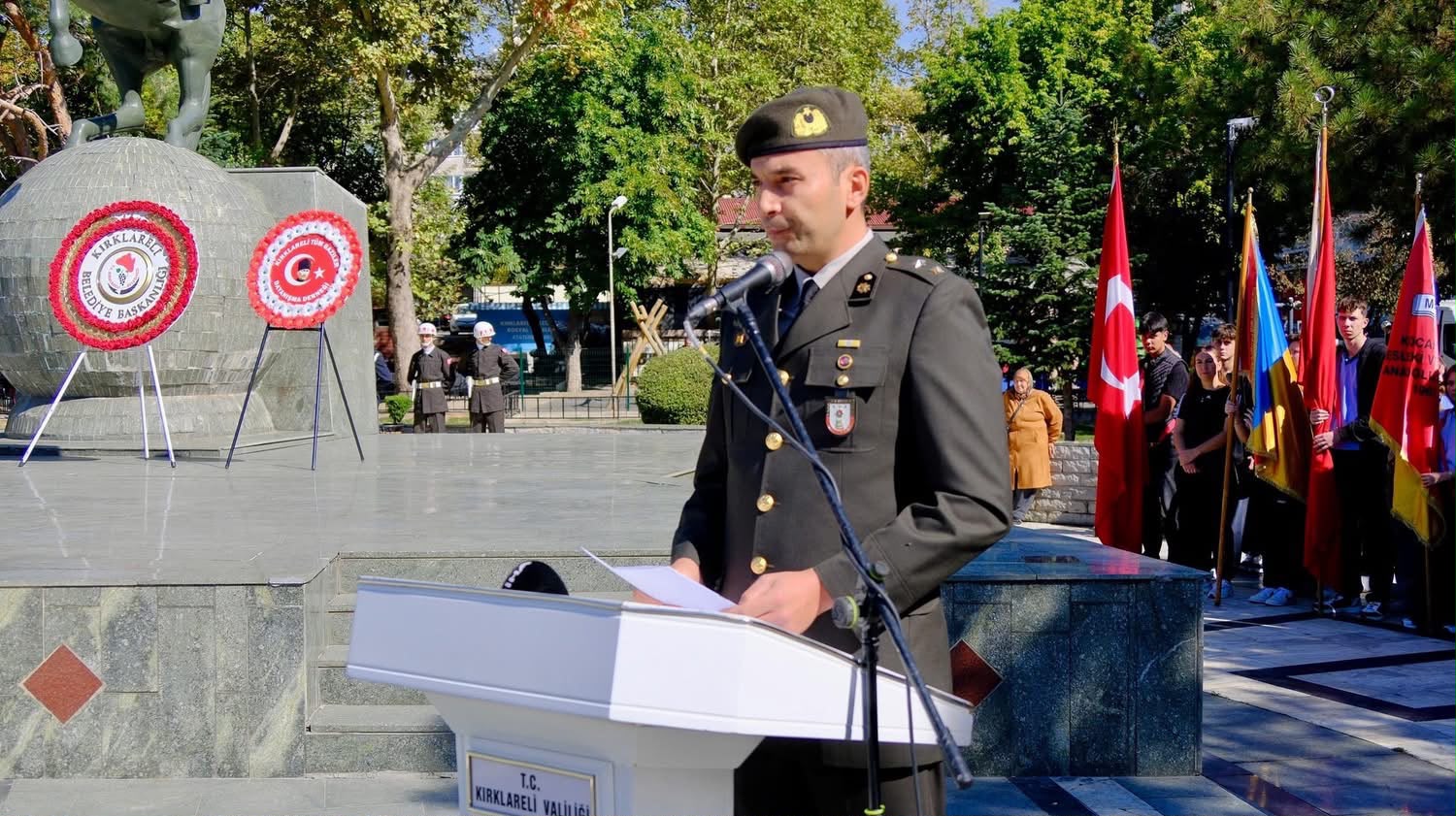 19 Eylül Gaziler Günü Vesilesiyle Valiliğimiz Tarafından Düzenlenen Çelenk Sunma Töreninde Kahraman Gazilerimizle Bir Araya Geldik — fotoğraf 19