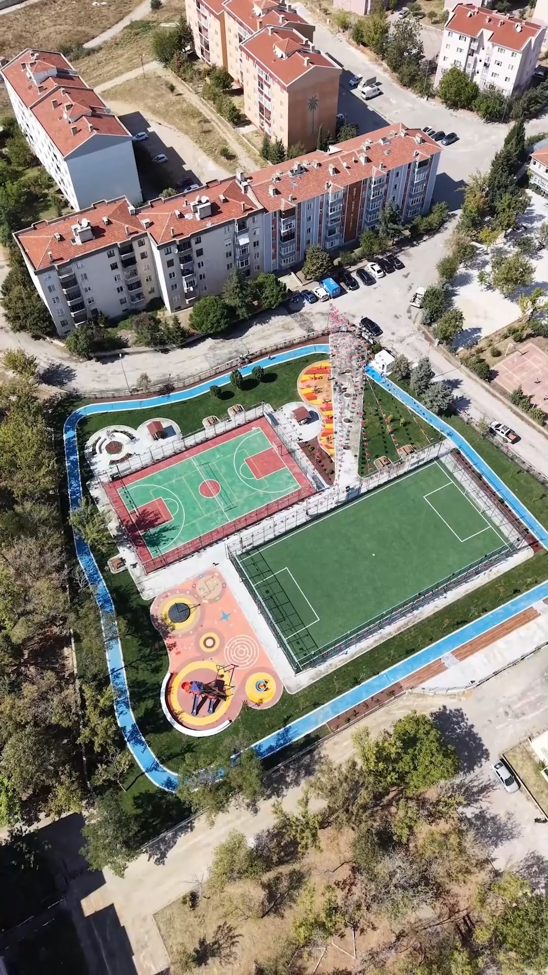 Kırklareli'de Cumhuriyet Mahallesi Spor ve Yaşam Parkı Törenle Hizmete Açıldı — fotoğraf 5