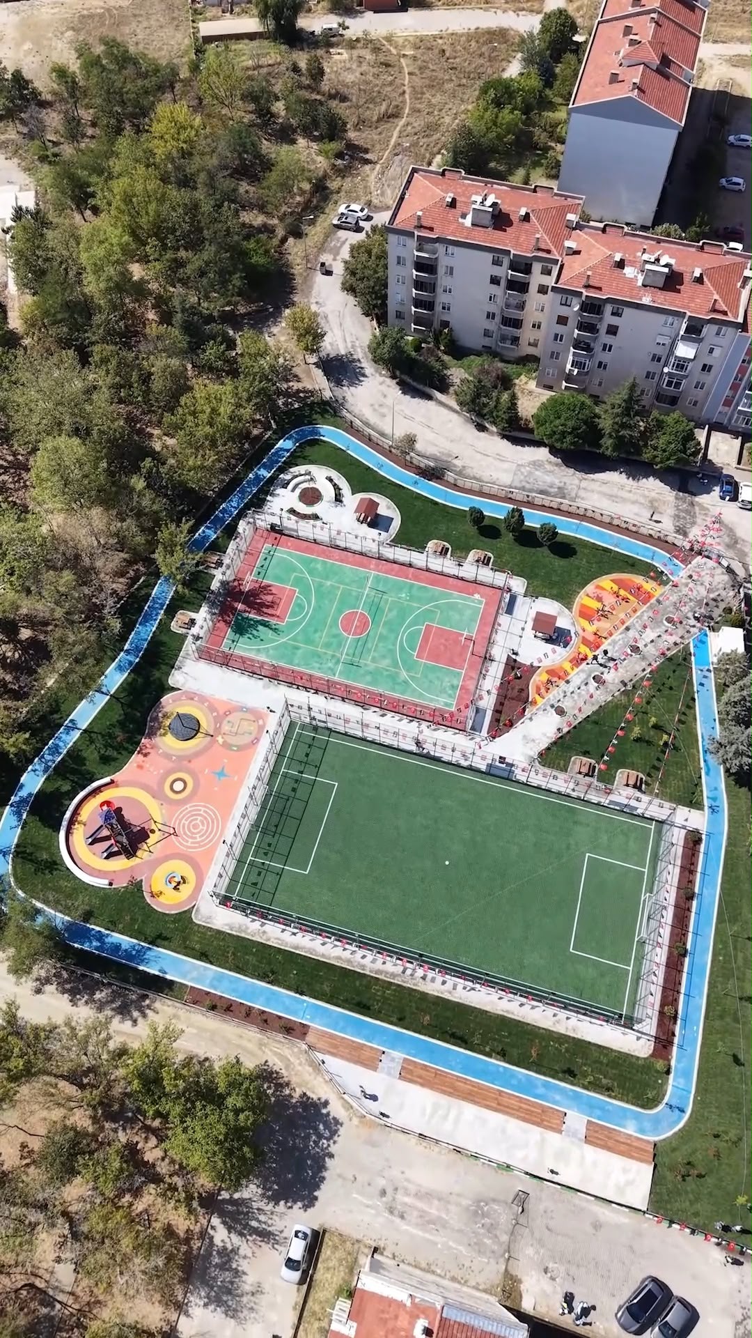 Kırklareli'de Cumhuriyet Mahallesi Spor ve Yaşam Parkı Törenle Hizmete Açıldı — fotoğraf 11