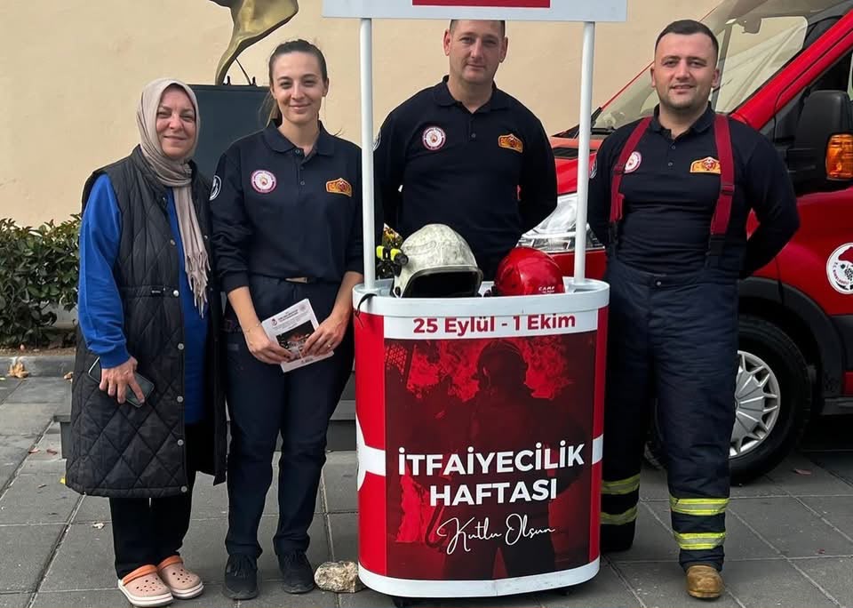 İtfaiye Haftası Kapsamında İstasyon Caddemizdeki Gar Binası Önünde Bilgilendirme Standı Açtık — fotoğraf 14