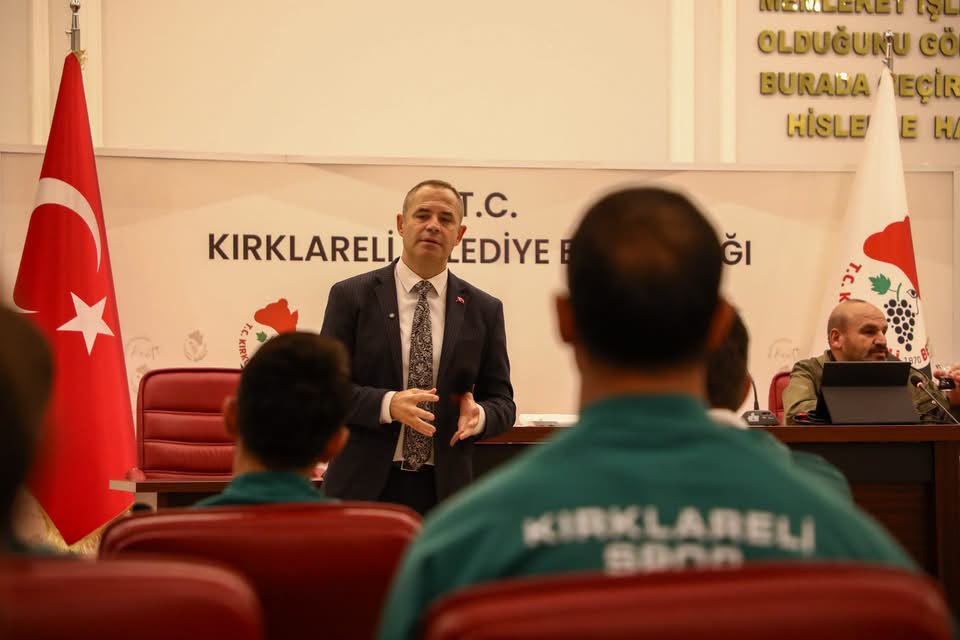 03 Ekim 2026 Tarihinde Saat 15.30’ da Edirne Tunca Stadyumu’nda Oynanacak Karşılaşmada Büyük Kırklarelispor Taraftarımızı Takımımızın Yanında Olmaya Davet Ediyorum — fotoğraf 9