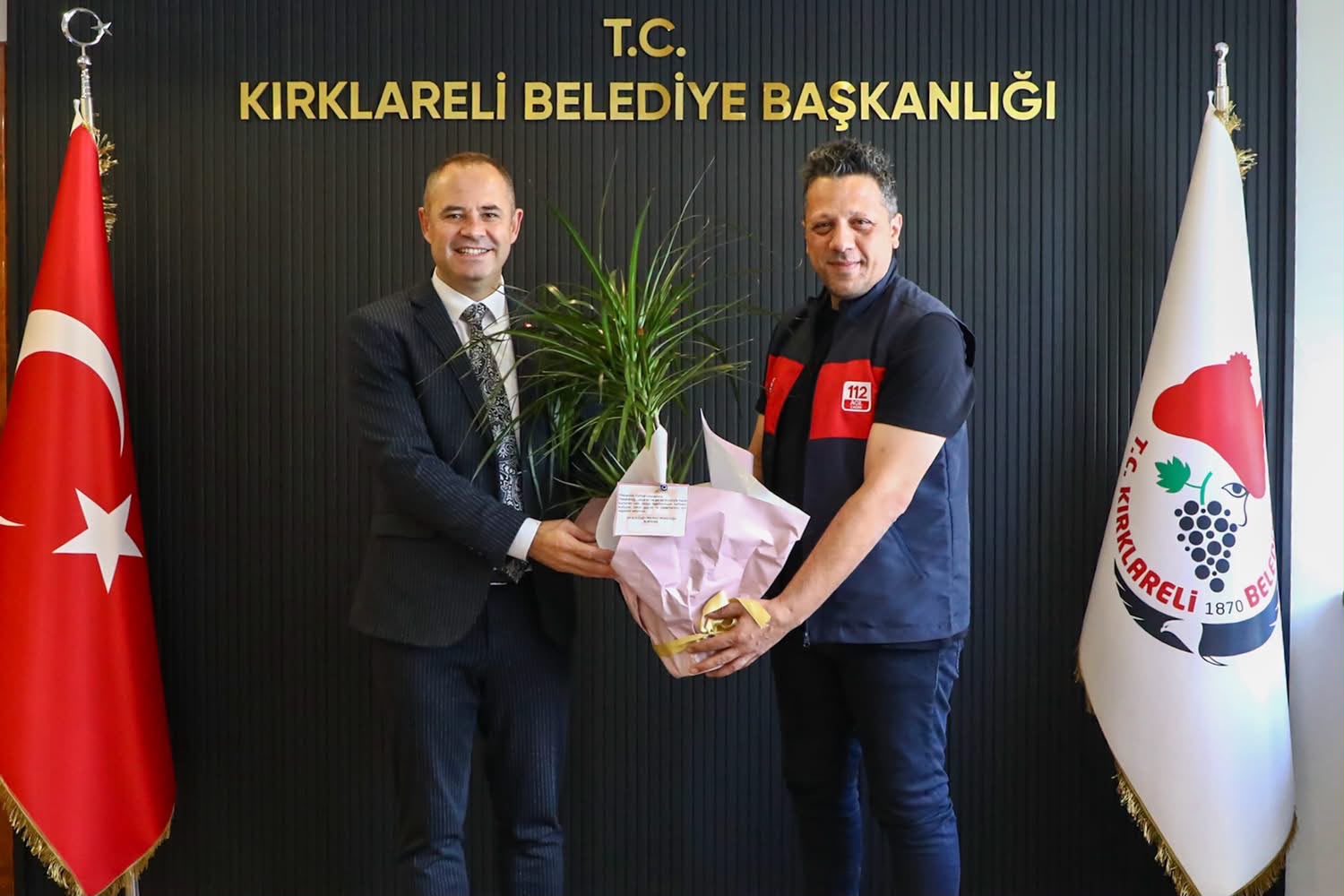 Kırklareli 112 Acil Çağrı Merkezi Müdürü Olarak Görevine Başlayan Sayın Ömer Çekiç ve Beraberindeki Kıymetli Heyet Konuğumuz Oldular — fotoğraf 1