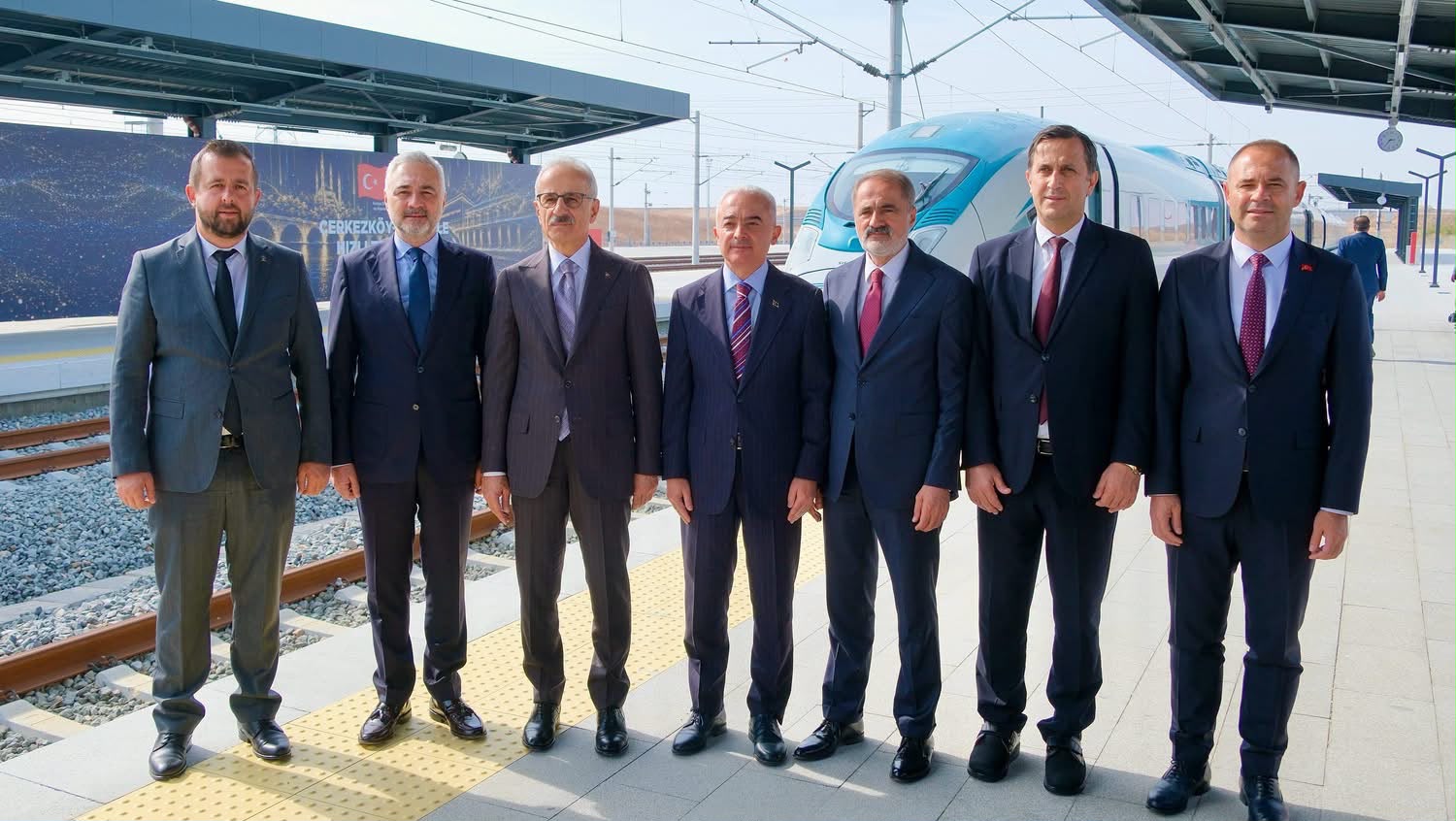 Çerkezköy–Kapıkule Hızlı Tren Hattı’nın Açılışı Öncesinde Ulaştırma ve Altyapı Bakanımız Sayın Abdulkadir Uraloğlu’nu Babaeski’mizde Karşıladık — fotoğraf 2