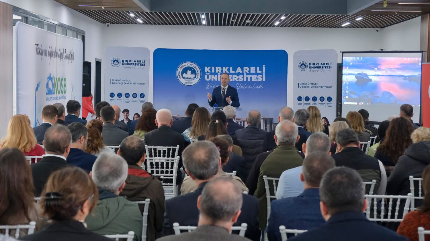 Kırklareli Üniversitemiz Tarafından Düzenlenen COP31 Yolunda Kırklareli OSB’de Yeşil Dönüşüm Konulu Çalıştay Programına Katıldık — fotoğraf 9