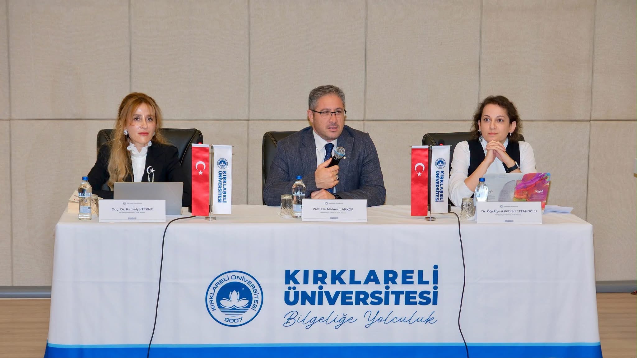 Osmanlı’dan Cumhuriyet’e Toplumsal Kalkınmada Bilim ve Eğitim Konulu Cumhuriyet Bayramı Paneli’ne Katıldık — fotoğraf 4