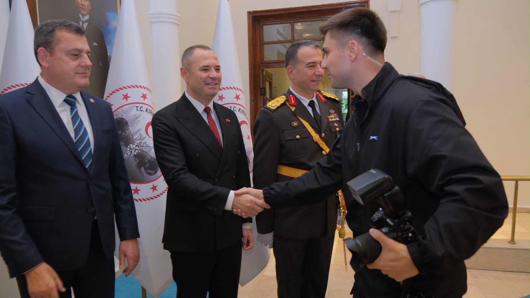 29 Ekim Cumhuriyet Bayramımız Kapsamında Valiliğimizde Düzenlenen İl Protokolü Tebrik Programına Katıldık — fotoğraf 3