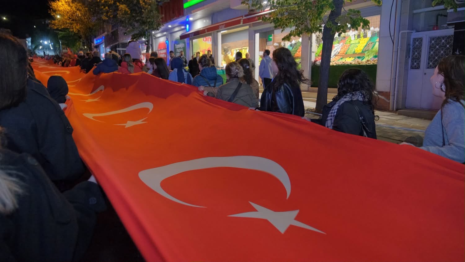 Cumhuriyetimizin 103. Yıl Dönümünü Cumhuriyet Yürüyüşümüz İle Büyük Bir Coşkuyla Kutladık — fotoğraf 3